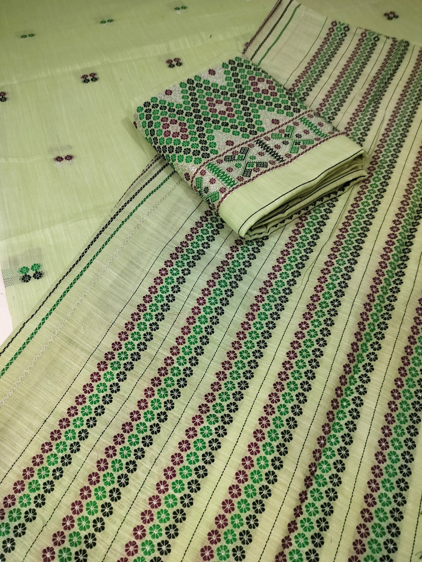 Missing Mekhela Chador Set, Masline Cotton Fabric, Fixed Pari | Elegant Handwoven Design | Green