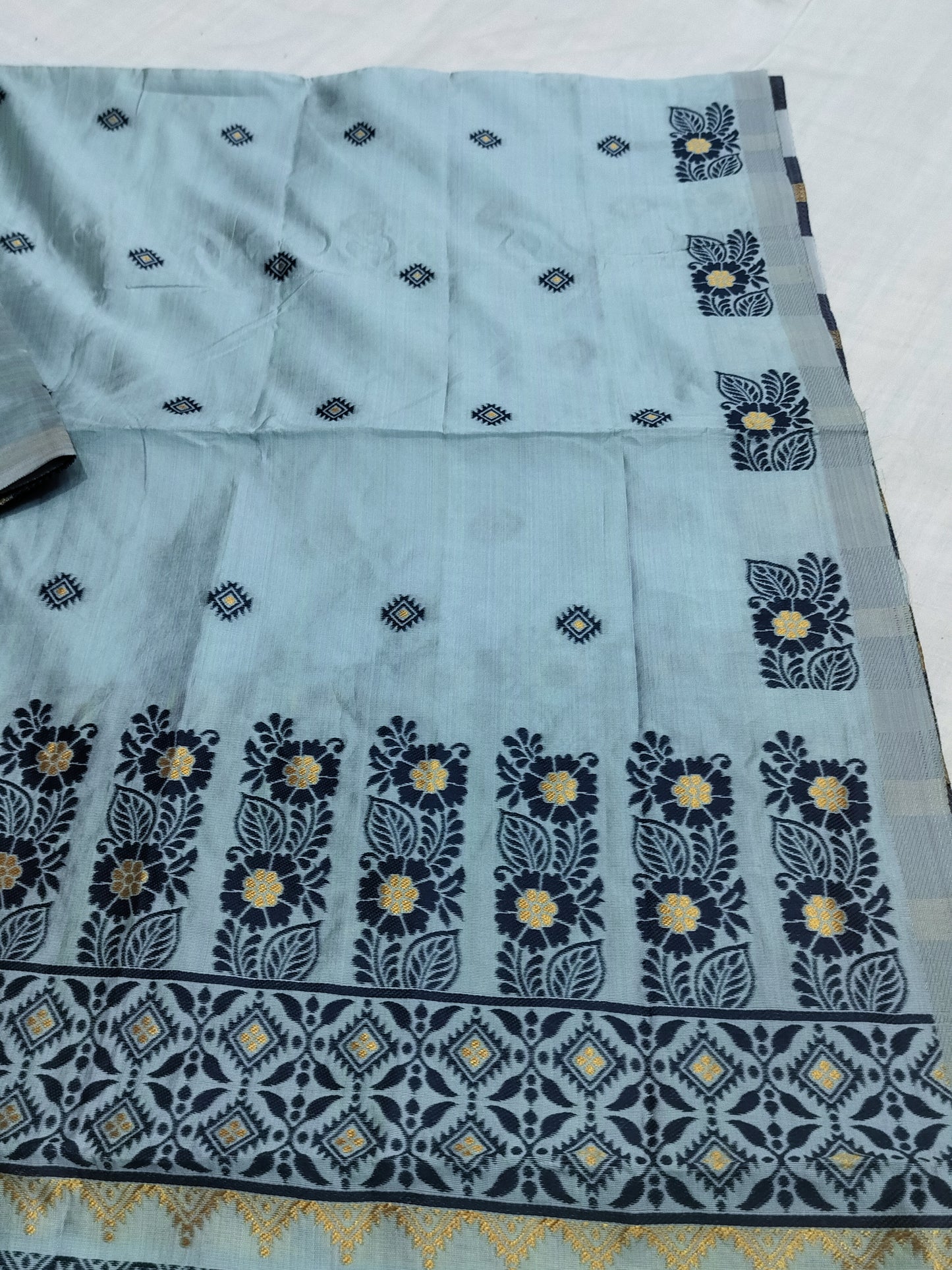 Women's Designer Cotton Mekhela Chador Embroidery With Fixed Pari in Grey