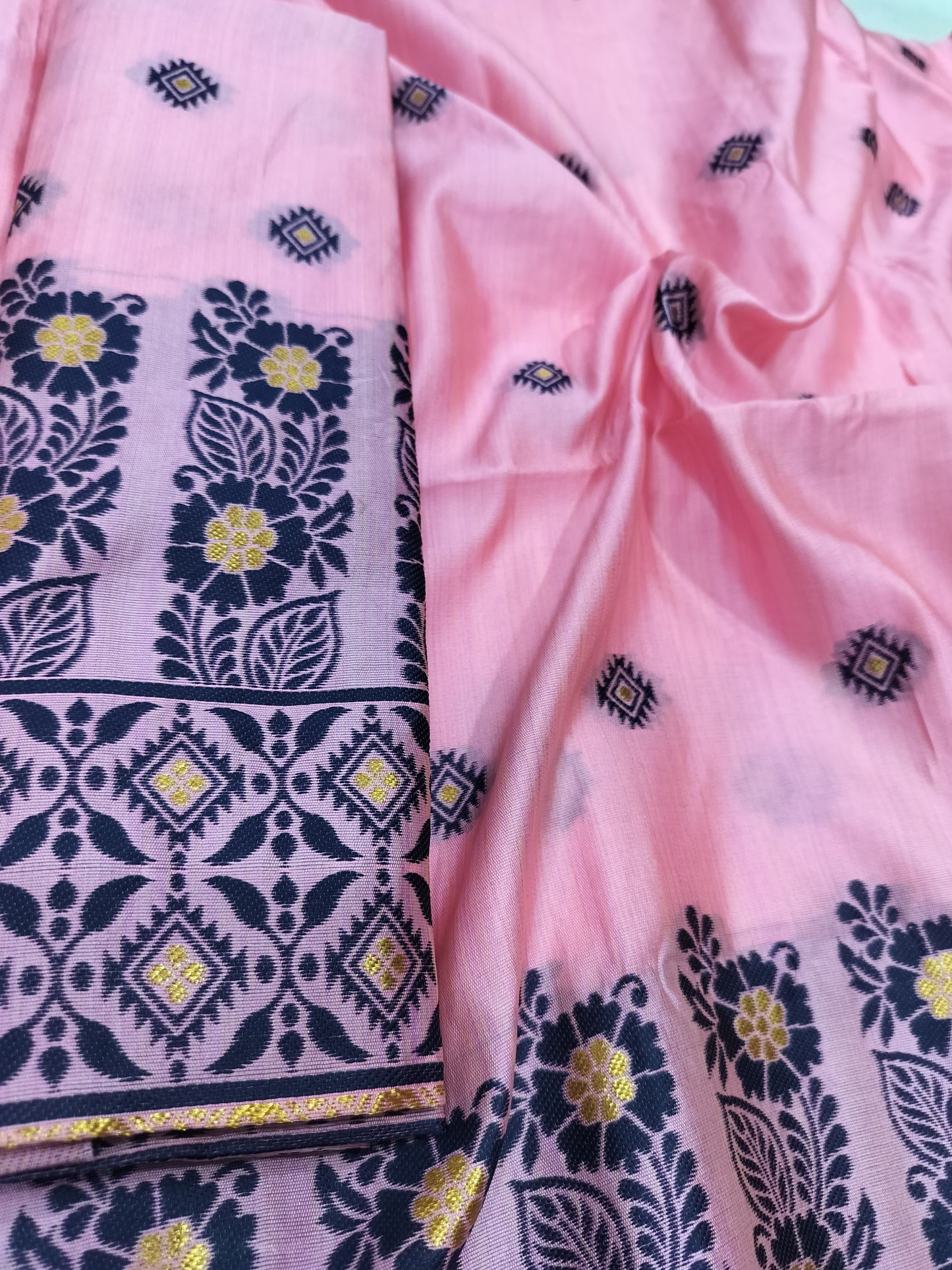 Women's Designer Cotton Mekhela Chador Embroidery With Fixed Pari in Baby Pink