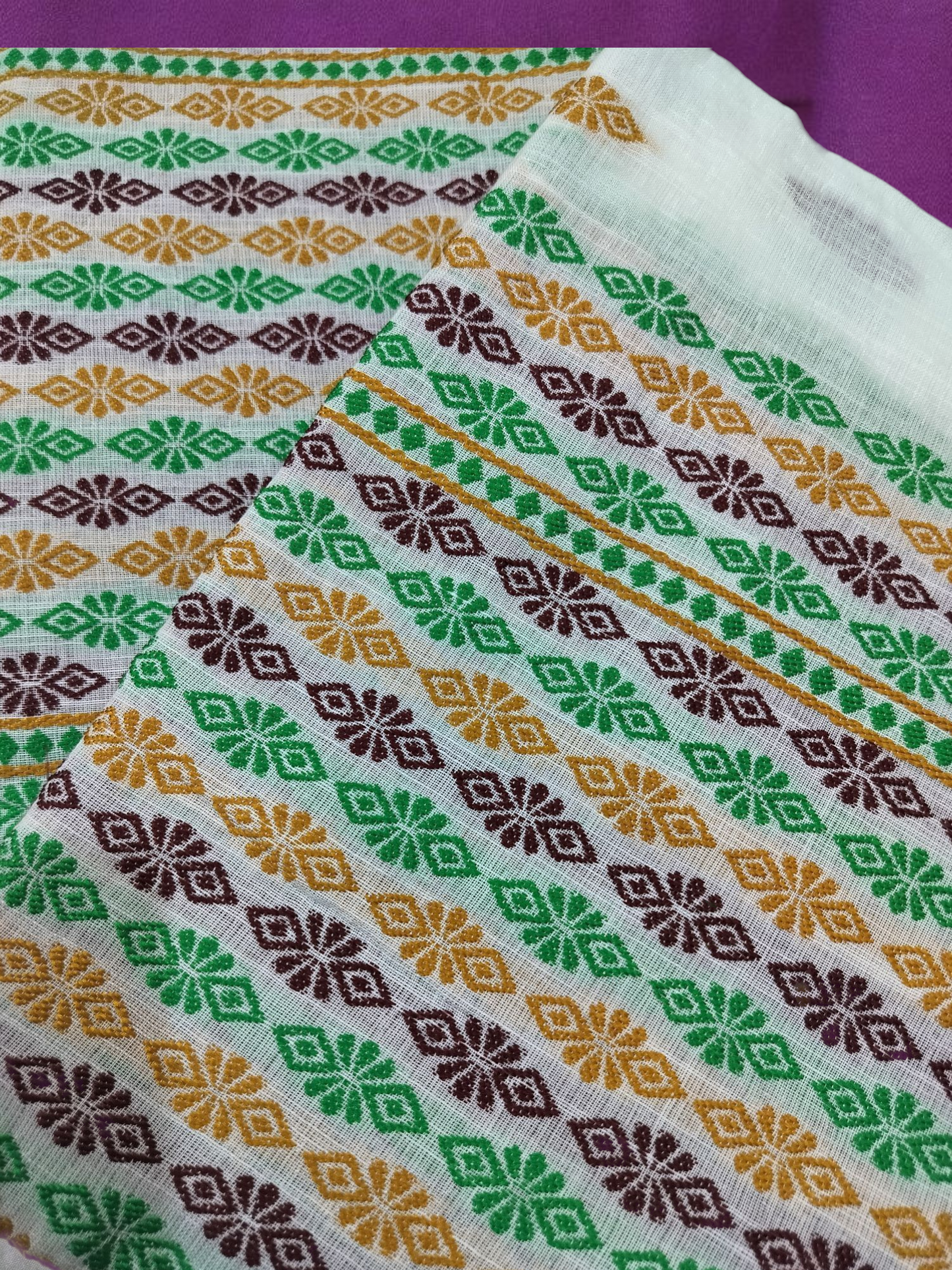 Mulicoloured Buwa 100% Premium Cotton-Fixed Pari, Maroon