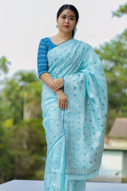 Mekhela Chador Zari Assam Traditional Attair With Contrast Blose