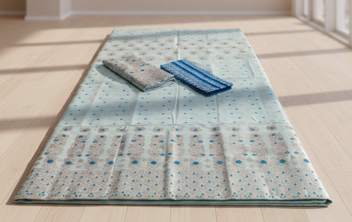 Mekhela Chador Zari Assam Traditional Attair With Contrast Blose